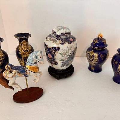 COLLECTABLE ORIENTAL JAR LOT 