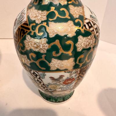 COLLECTABLE GLOBE, OREINTAL VASE LOT