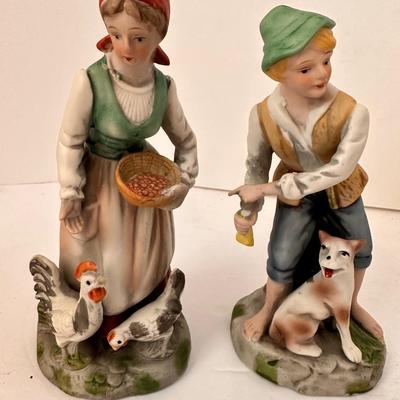 COLLECTIBLE FIGURINE LOT