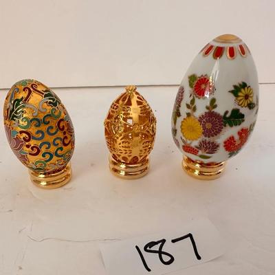 COLLECTABLE EGG FIGURINE LOT 