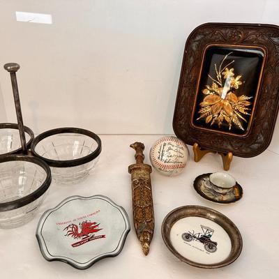 VINTAGE COLLECTIBLE LOT