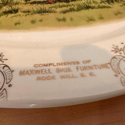 VINTAGE COLLECTABLE GLASSWARE LOT 