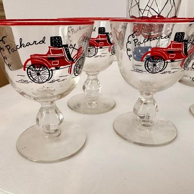COLLECTIBLE CALIFORNIA RAISIN, SMURF, GLASSWARE LOT
