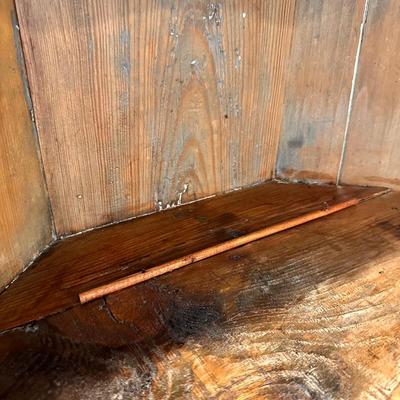 PRIMITAVE STYLE CORNER CABINET 