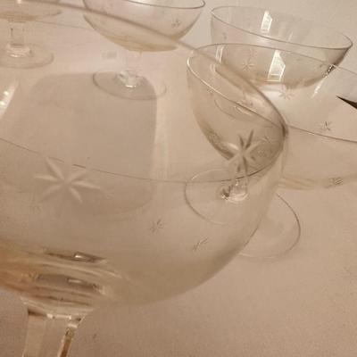 VINTAGE MID CENTURY ATOMIC STAR STARBURST ETCHED GLASS SET 
