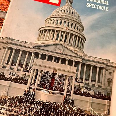 VINTAGE LIFE MAGAZINE LOT 1965