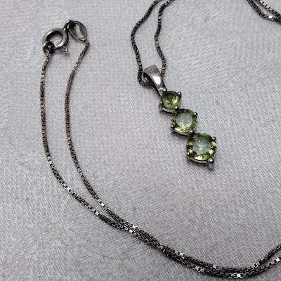 Vintage Peridot 925 16" Necklace