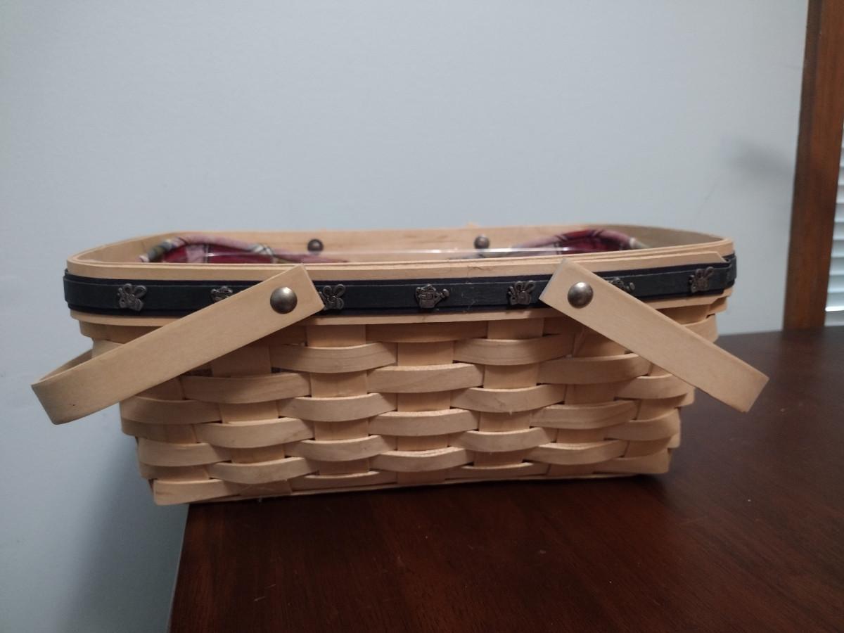 Longaberger Collectors Club Basket