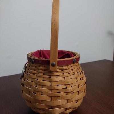 Longaberger 'Tournament of Roses' Basket