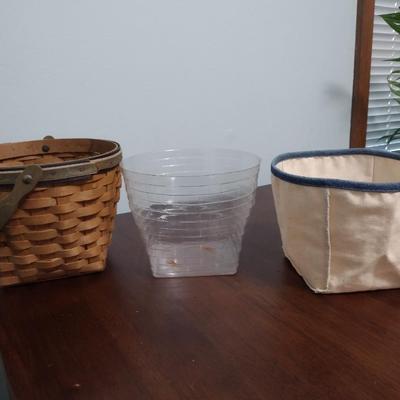 Longaberger 'BEE 2005" Basket