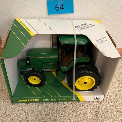 John Deere 7800 tractor