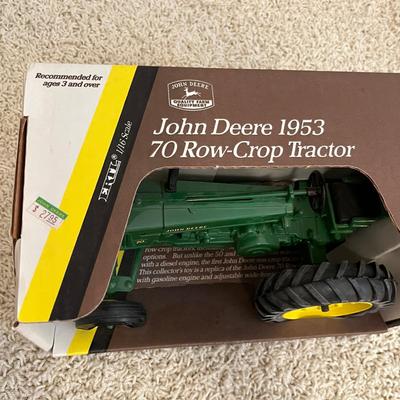 John Deere 70 row-crop tractor