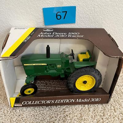 John Deere 3010 Tractor
