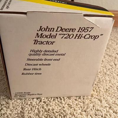John Deere 720 Hi-crop Tractor
