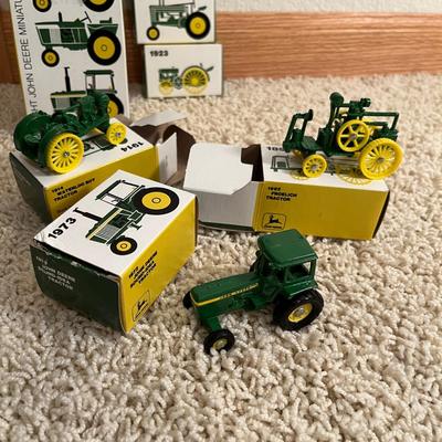 John Deere Mini Tractor lot