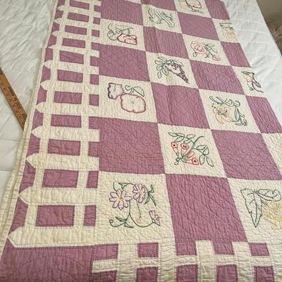 Exceptional Flower Garden Quilt