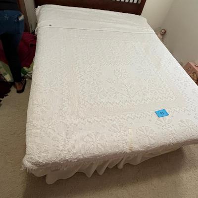 Bate's Cheniel Bedspread