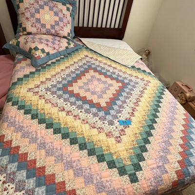 Arch Quilt & Pillow shams