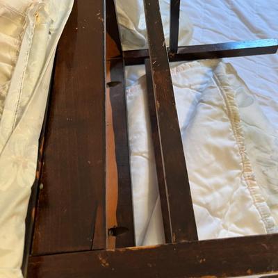 Comforter & stool w/ cover