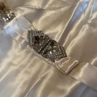 Really awesome Art Deco Wedding Dress