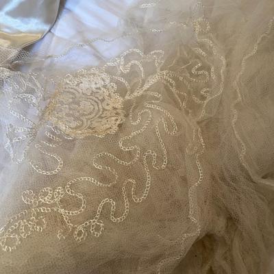 Really awesome Art Deco Wedding Dress