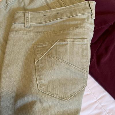 Lot of women's pants