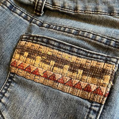 Lot of womens clothing.
