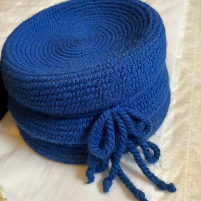 Lot of Vintage ladies hats