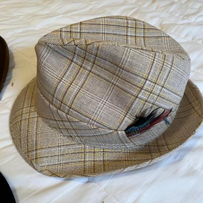 Lot of Vintage Men's hats