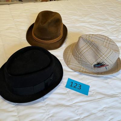 Lot of Vintage Men's hats