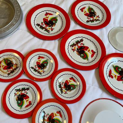 Tin Tea Set pieces roosters