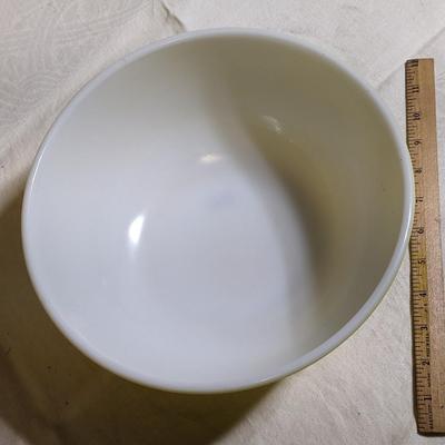 Vintage Original Pyrex Yellow 4 Quart Mixing Bowl # 404