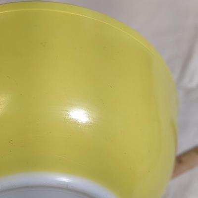 Vintage Original Pyrex Yellow 4 Quart Mixing Bowl # 404
