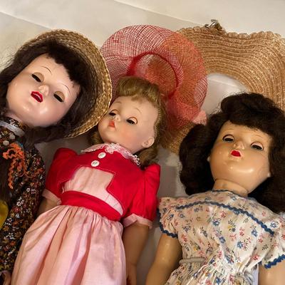 Lot of 3 dolls
