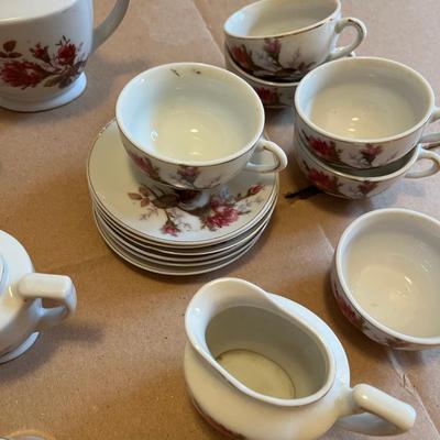 Moss Rose large tea set