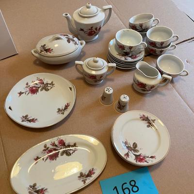 Moss Rose large tea set
