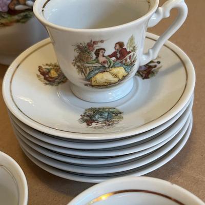Colonial People Tea set