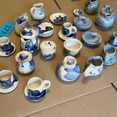 Lot of hand made tea set