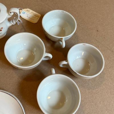 Floral Tea set grouping