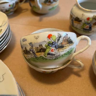 Sea Shore Delft style scene Tea Set