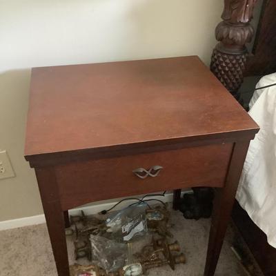 Side table that happens to have a sewing machine -Sears Kenmore in it 30"H 22" x 18" depth