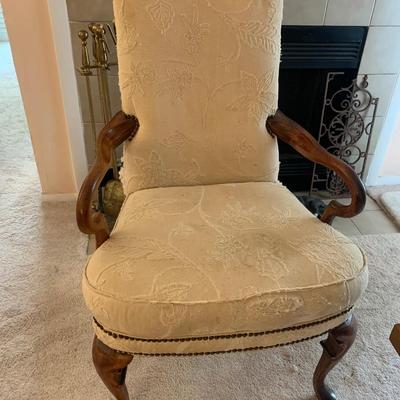 Queen Anne arm chair, cabriole legs, nail heads, wood in good condition 42"H 26"W 20" seat H