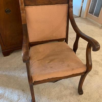 Clawfoot accent chair, original batting & coil, 39"H 23"W 19"seat depth