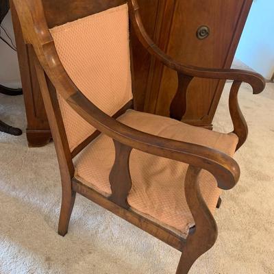 Clawfoot accent chair, original batting & coil, 39"H 23"W 19"seat depth