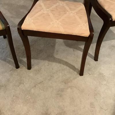 Mahoganey Lyre/Harp back Duncan Phyfe style dining chairs 33"H 19"W 18"to seat H