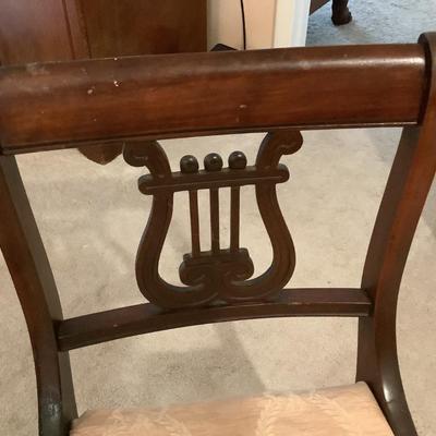 Mahoganey Lyre/Harp back Duncan Phyfe style dining chairs 33"H 19"W 18"to seat H