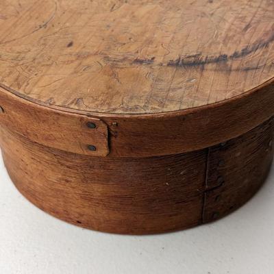 1903 Round Pantry Box