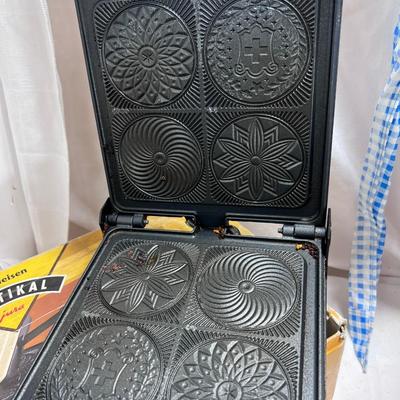Rustikal decorative cookie press with original box Rosettes, Glassware