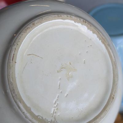 Set of 3 Lovely Vintage Bowls