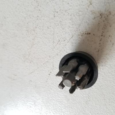 MAC Screwdriver